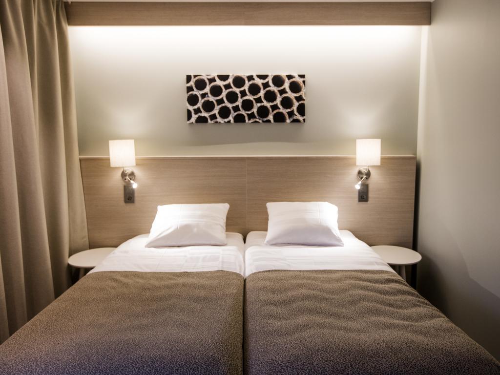 Park Alandia Hotel มารีฮามน์ ภายนอก รูปภาพ